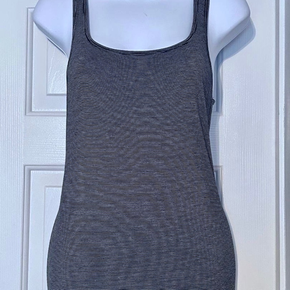 NWOT Halogen Striped Sleeveless Top Sz M